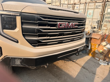 2023 GMC Sierra