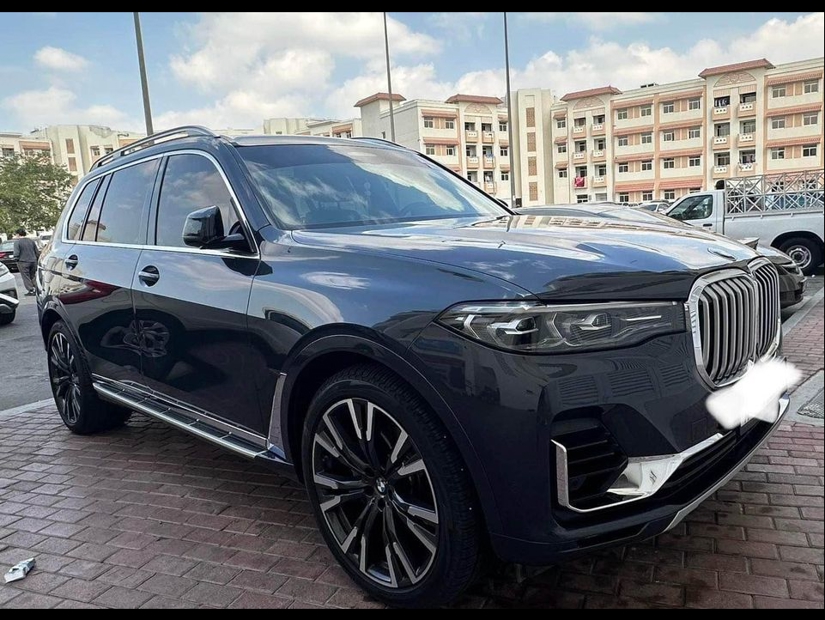 2021 BMW X7