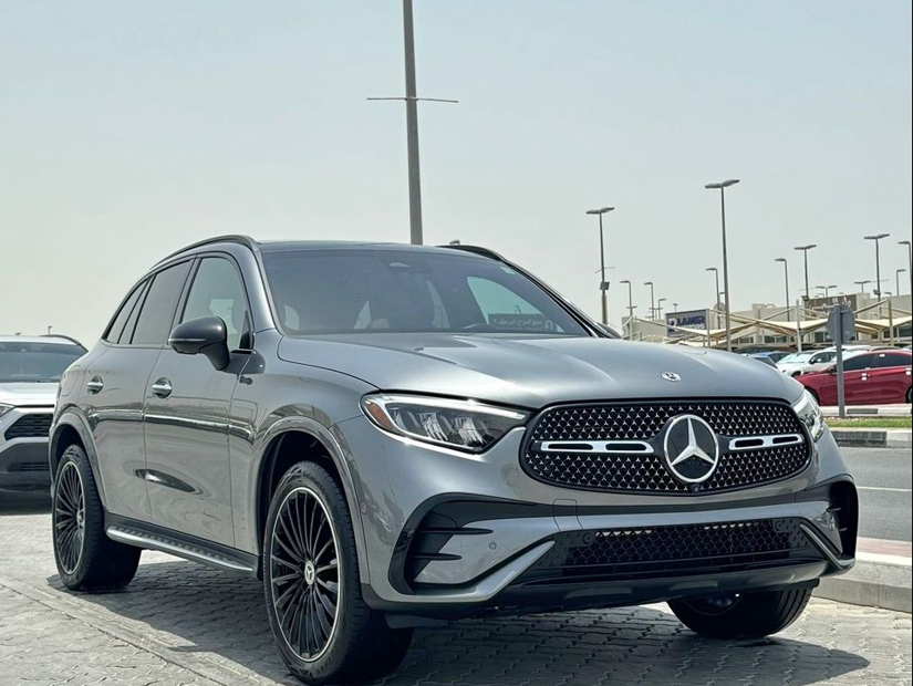 2023 Mercedes-Benz GLC